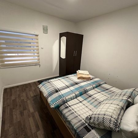Apartmani Vucinic เซทินเจ ภายนอก รูปภาพ