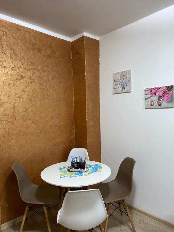 Apartmani Vucinic เซทินเจ ภายนอก รูปภาพ